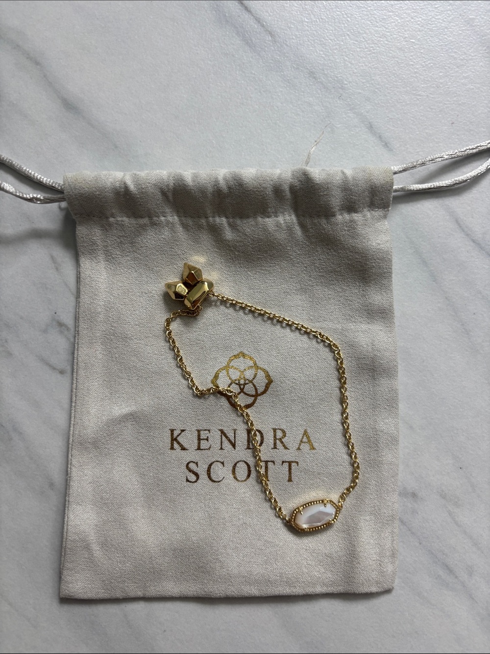 Kendra Scott Elaina Gold Adjustable Chain Bracelet - Ivory Mother-of-Pearl Stone